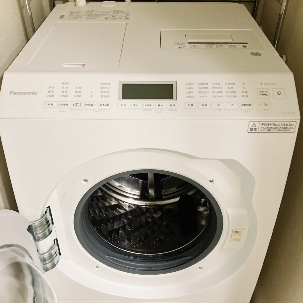 パナソニックの洗濯乾燥機NA-LX127D